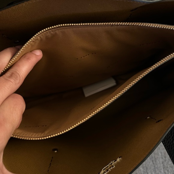 Brand new, nothing wrong no scratches. Measures 10” tall and 14” wide - Picture 4 of 5